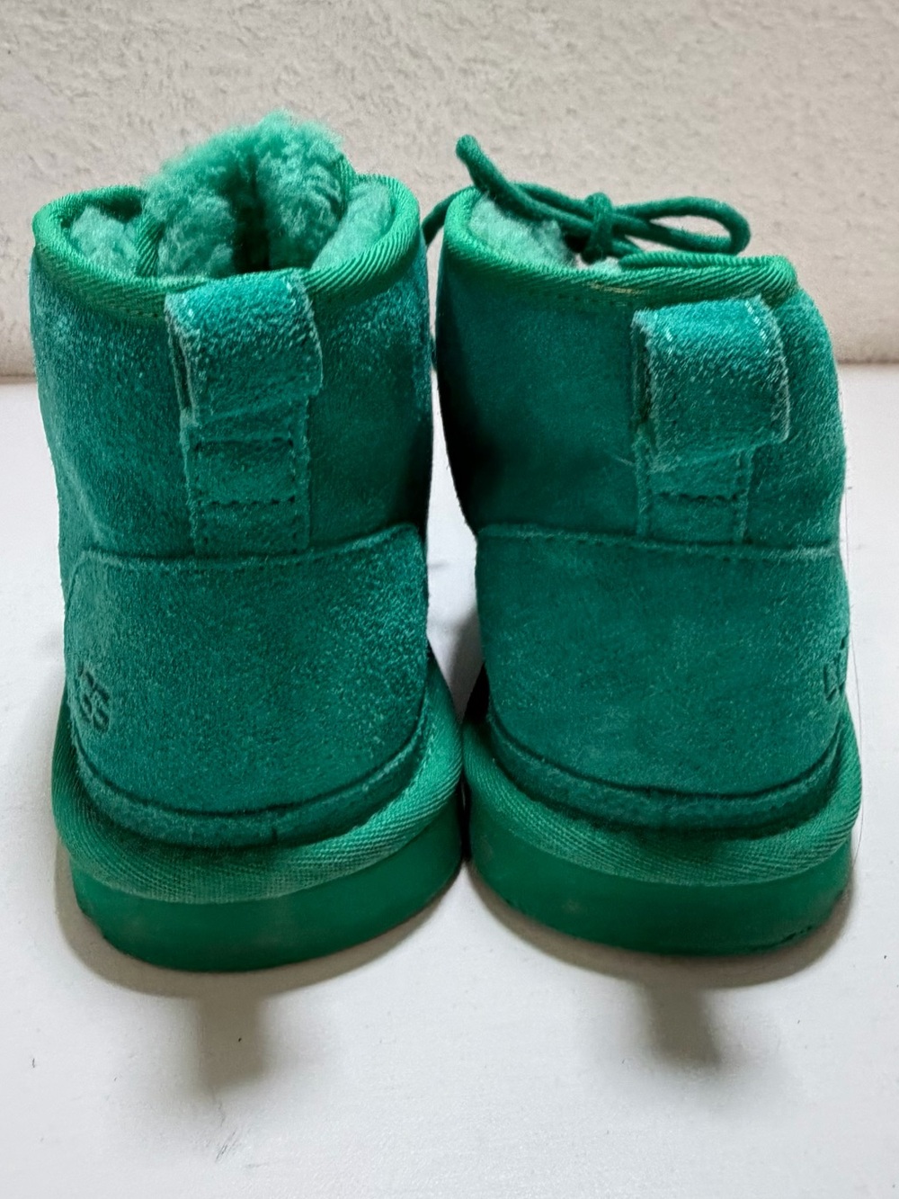 UGG Neumel Parakeet Green Suede Chukka Boots Women’s Size 7 - Picture 9 of 15
